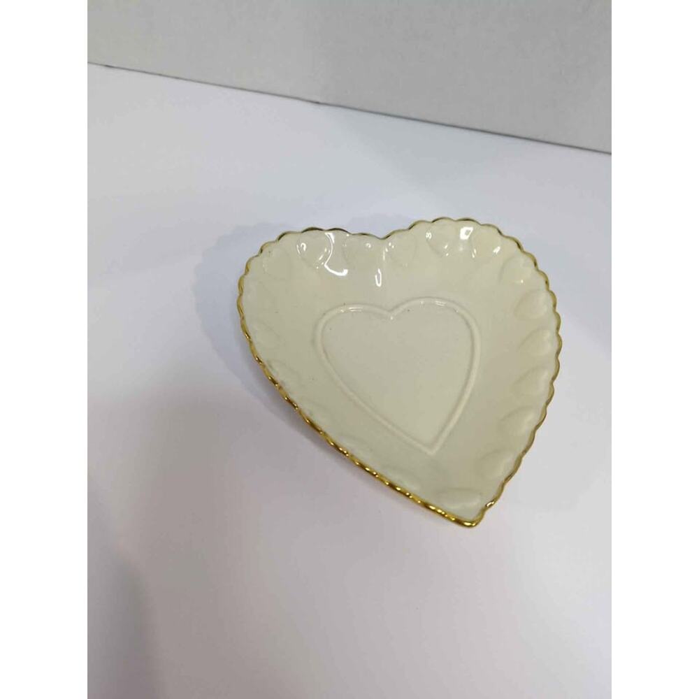 Lenox cream and gold color ceramic heart dish coin ring jewelry